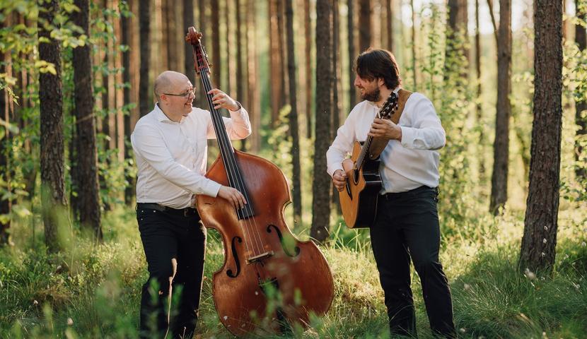 Duo kitarr ja kontrabass | Duo Vago ja Sirp. Foto: Maanus Kullamaa Duo kitarr ja kontrabass | Duo Vago ja Sirp